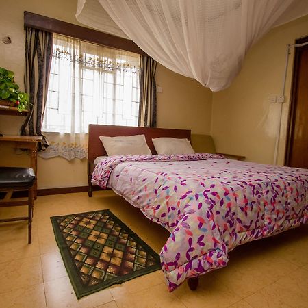 Meru Safari Hotel Экстерьер фото