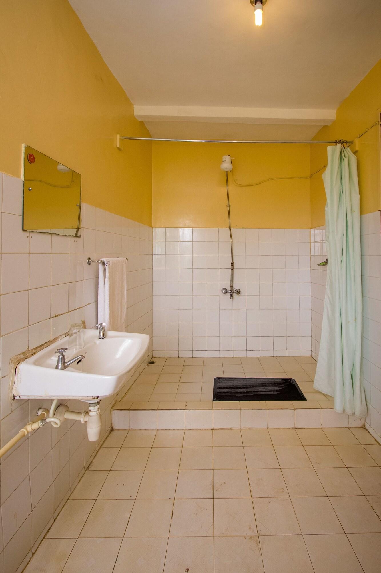 Meru Safari Hotel Экстерьер фото
