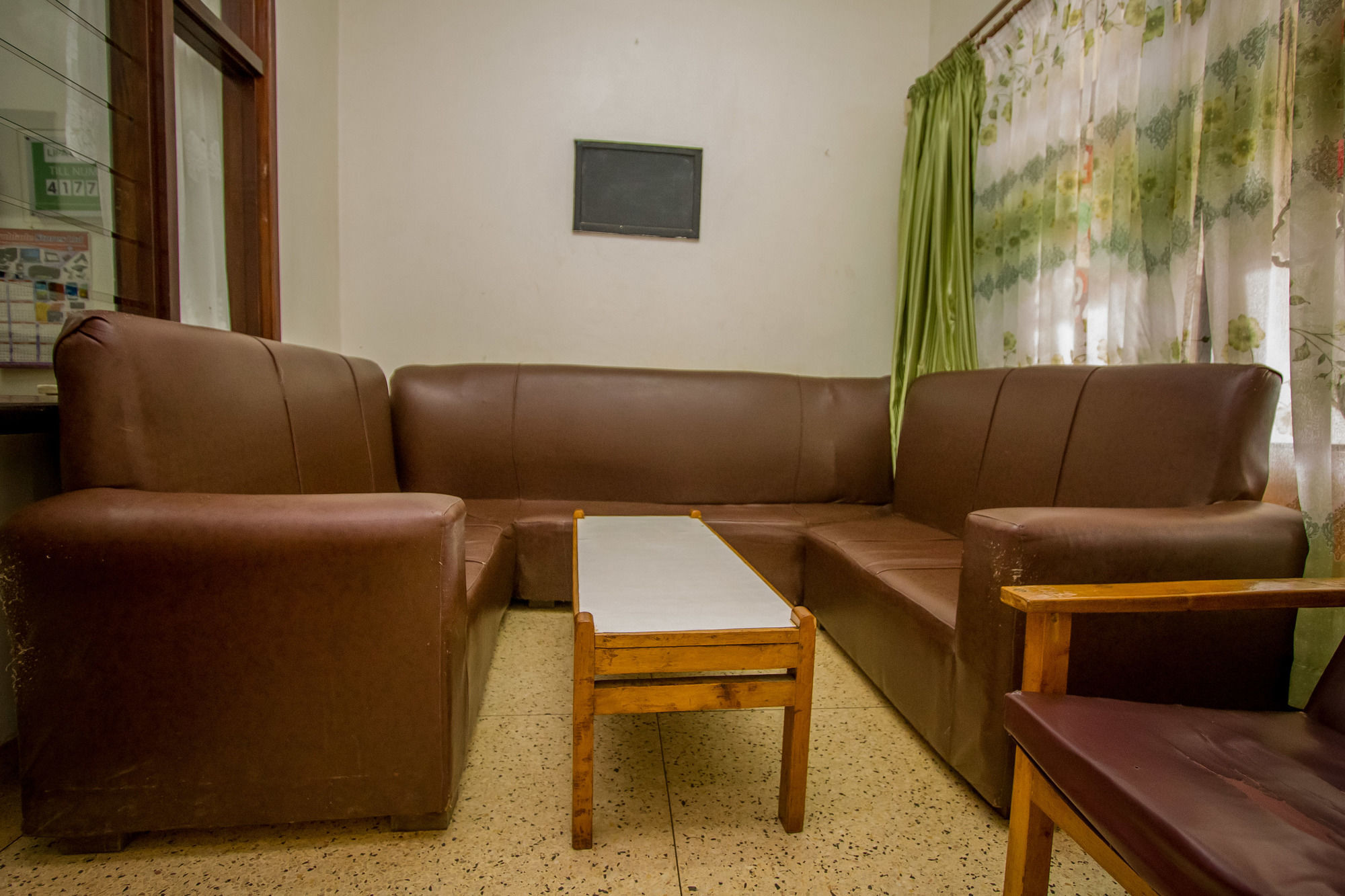 Meru Safari Hotel Экстерьер фото
