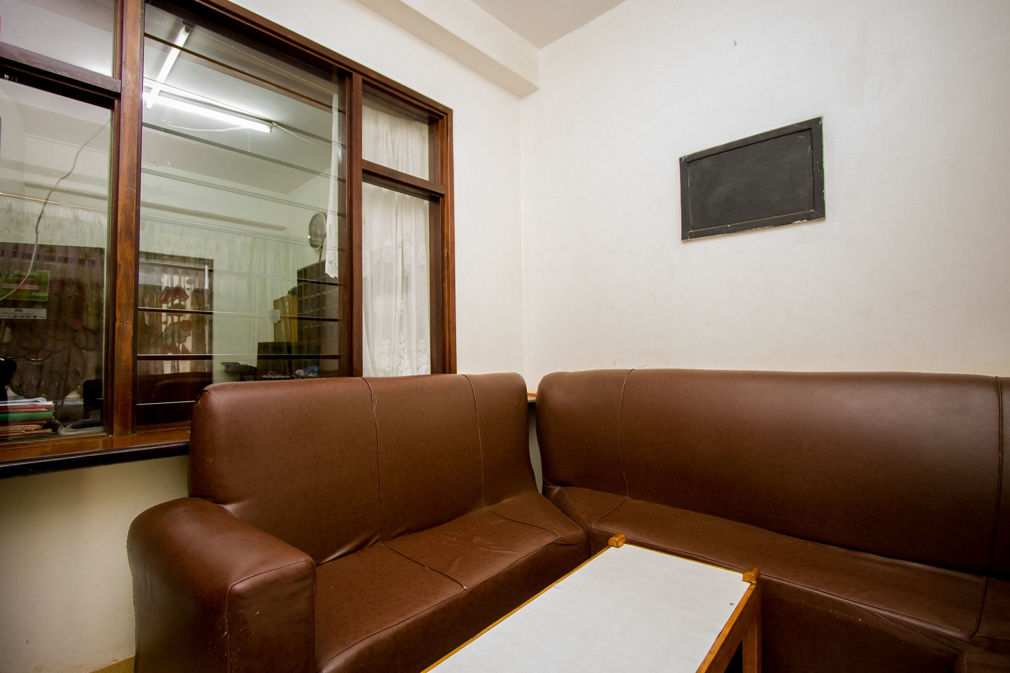 Meru Safari Hotel Экстерьер фото