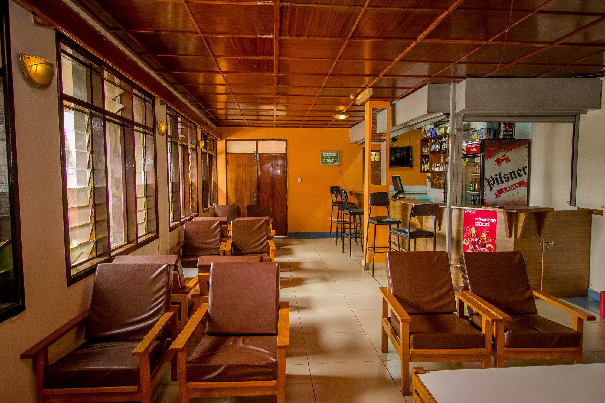 Meru Safari Hotel Экстерьер фото